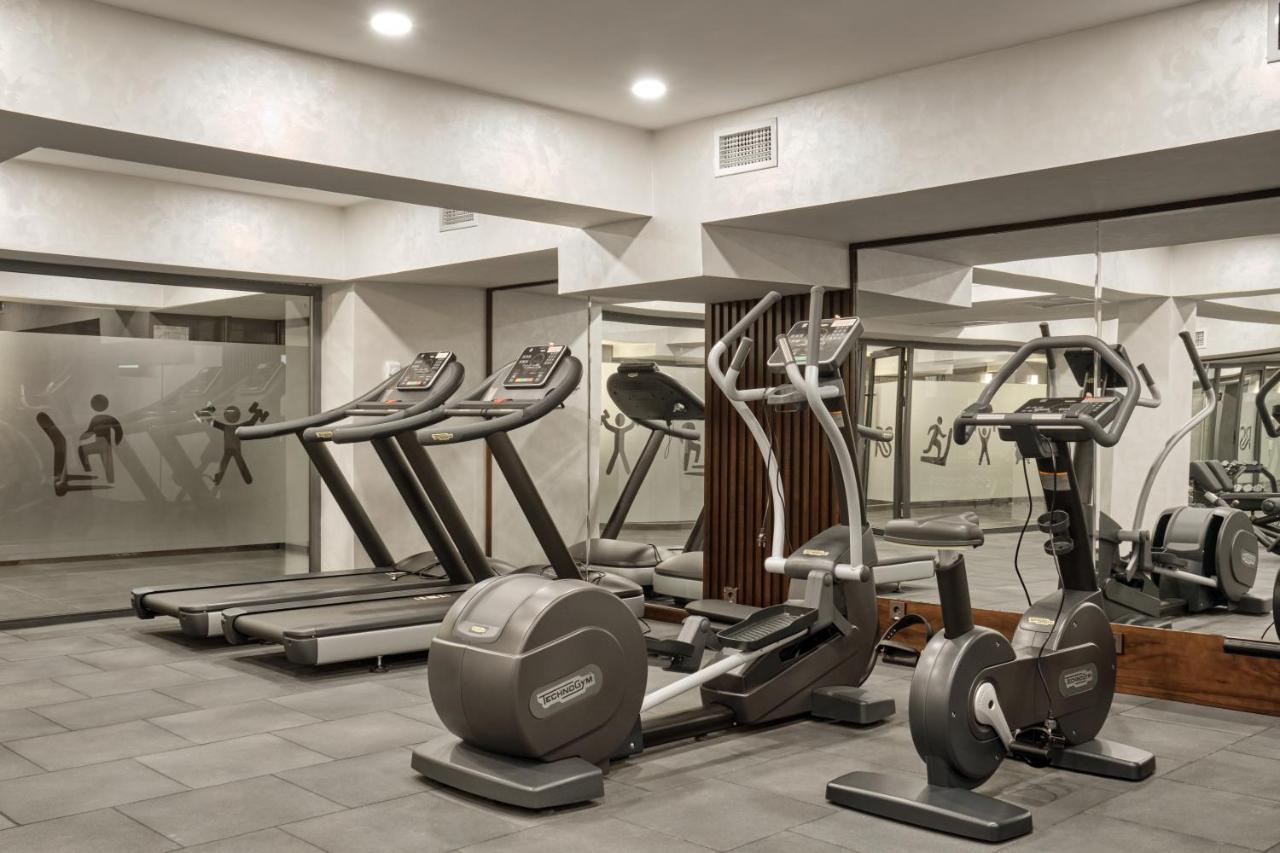 Wyndham Garden Tashkent Ξενοδοχείο Εξωτερικό φωτογραφία