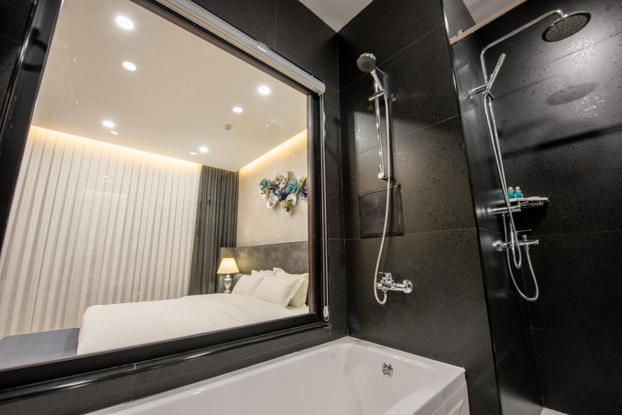 Wyndham Garden Tashkent Ξενοδοχείο Εξωτερικό φωτογραφία