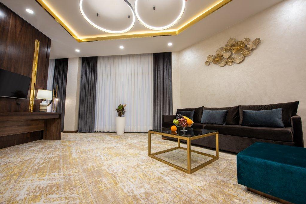 Wyndham Garden Tashkent Ξενοδοχείο Εξωτερικό φωτογραφία