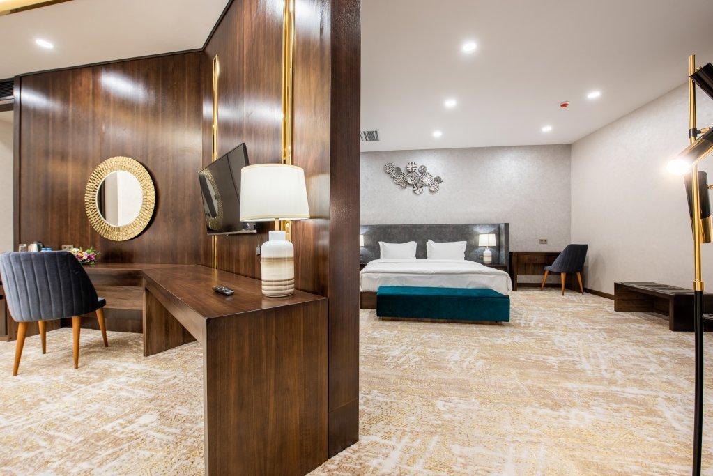 Wyndham Garden Tashkent Ξενοδοχείο Εξωτερικό φωτογραφία