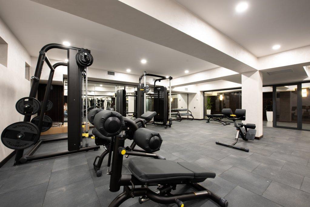 Wyndham Garden Tashkent Ξενοδοχείο Εξωτερικό φωτογραφία
