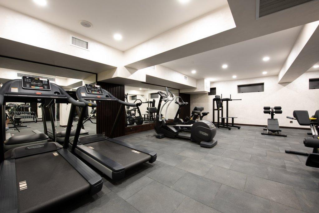 Wyndham Garden Tashkent Ξενοδοχείο Εξωτερικό φωτογραφία