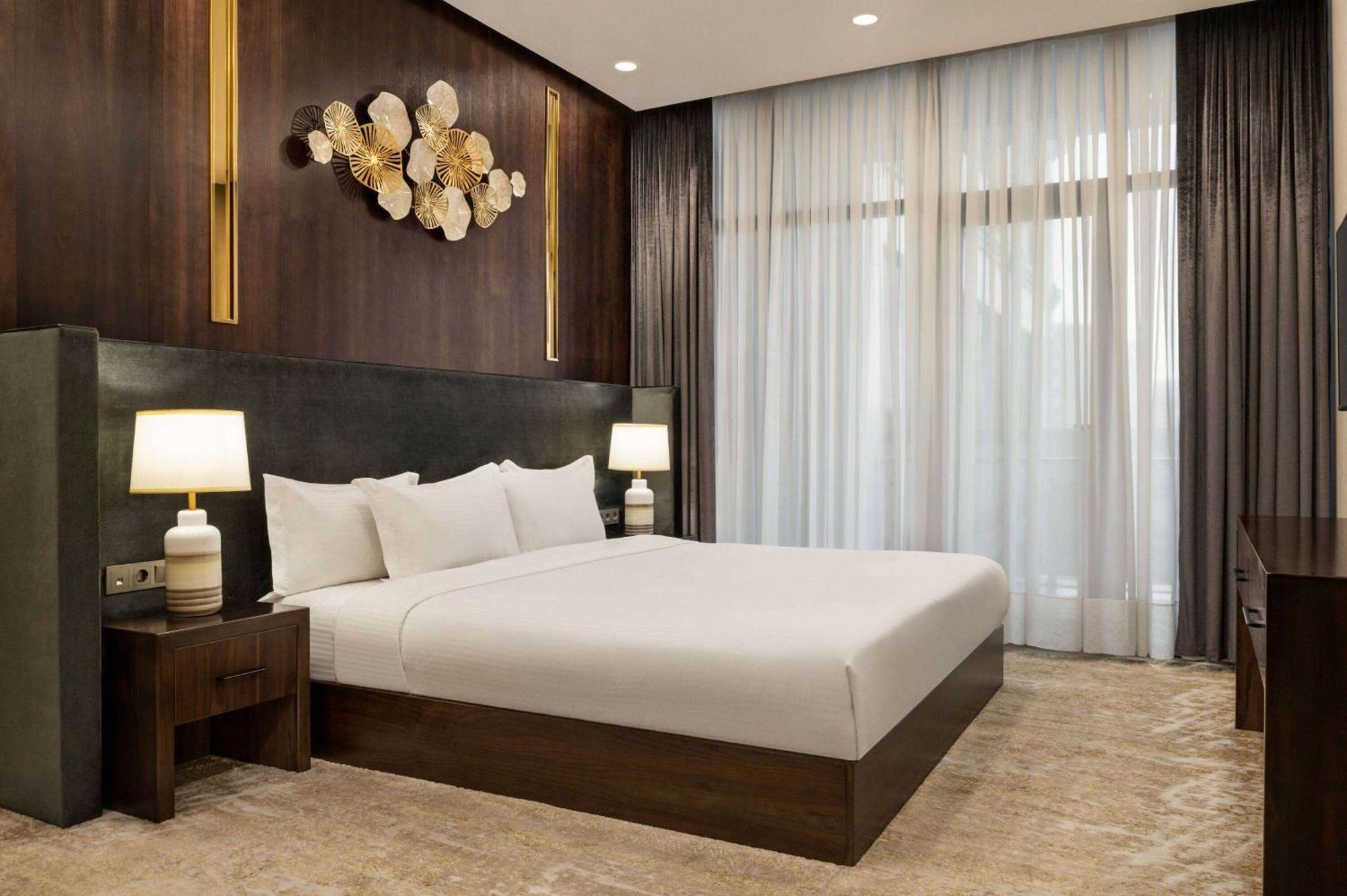 Wyndham Garden Tashkent Ξενοδοχείο Εξωτερικό φωτογραφία