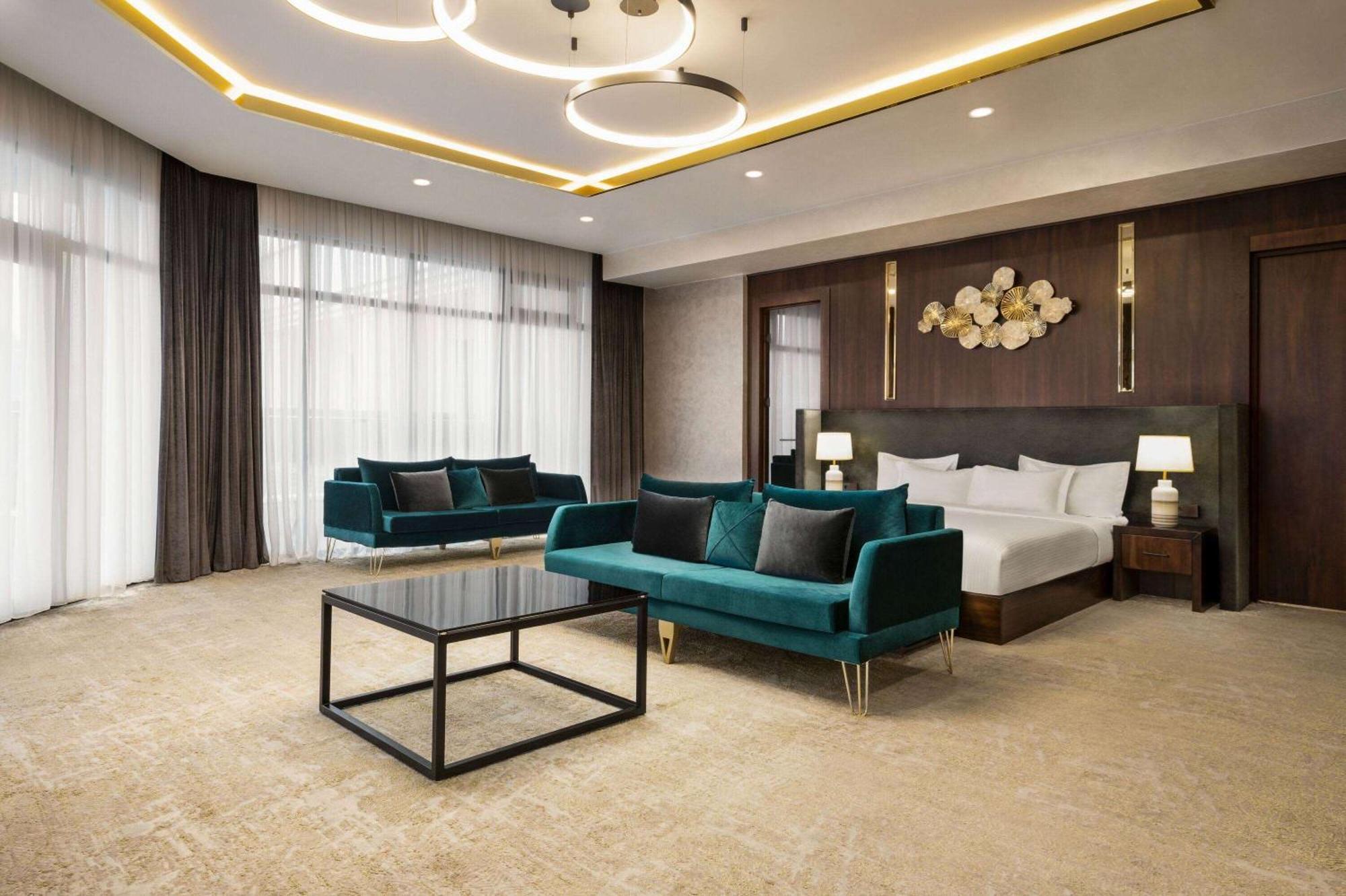 Wyndham Garden Tashkent Ξενοδοχείο Εξωτερικό φωτογραφία