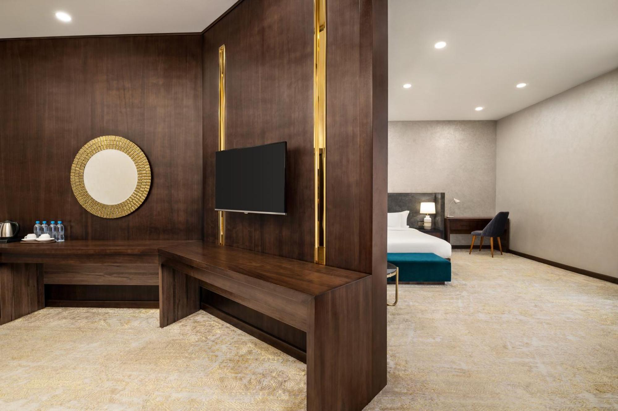 Wyndham Garden Tashkent Ξενοδοχείο Εξωτερικό φωτογραφία