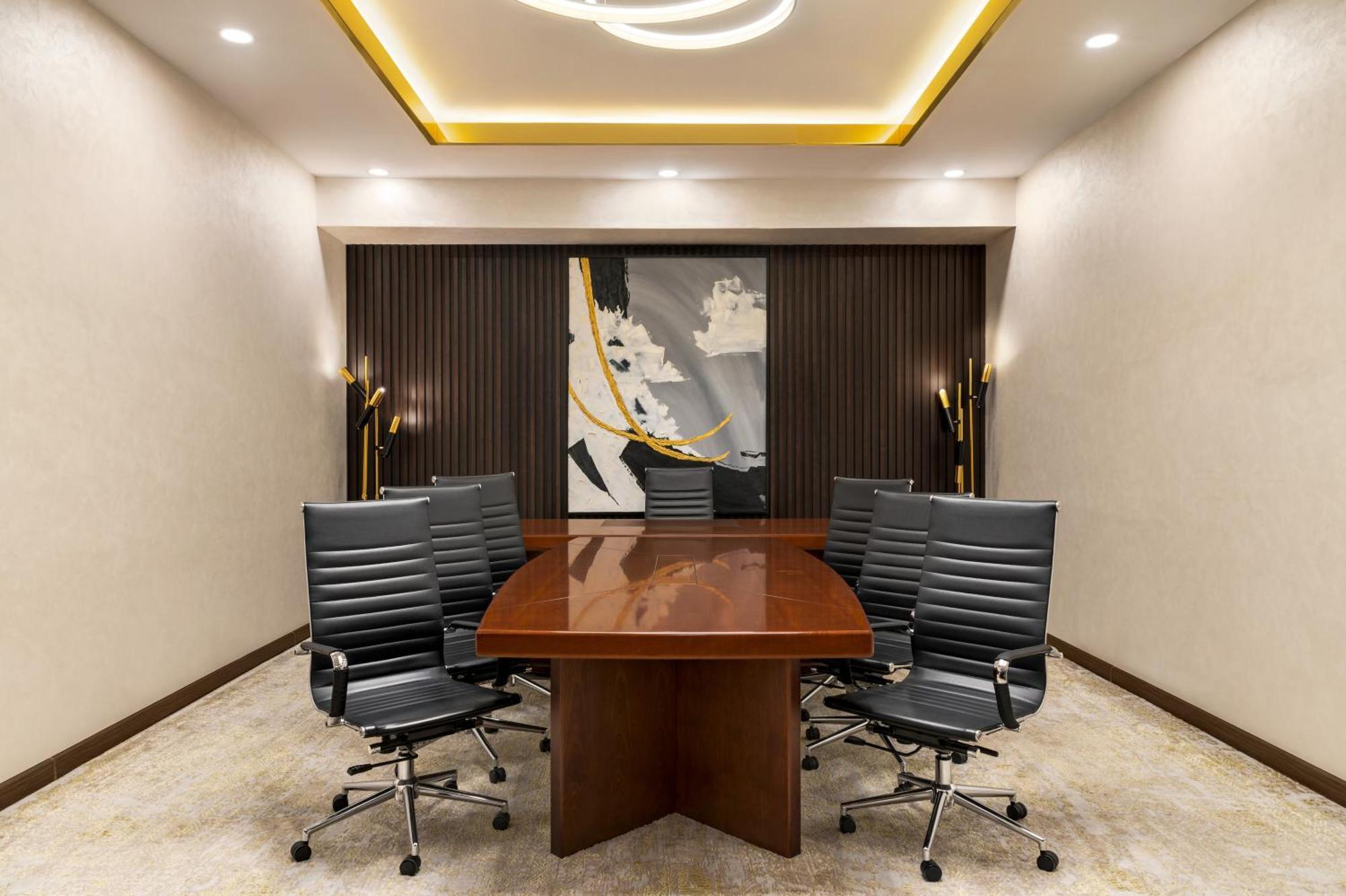 Wyndham Garden Tashkent Ξενοδοχείο Εξωτερικό φωτογραφία