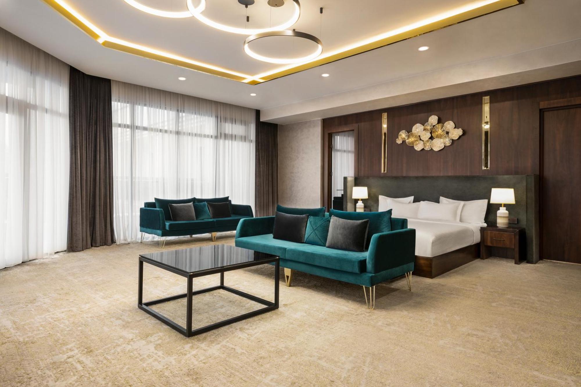 Wyndham Garden Tashkent Ξενοδοχείο Εξωτερικό φωτογραφία