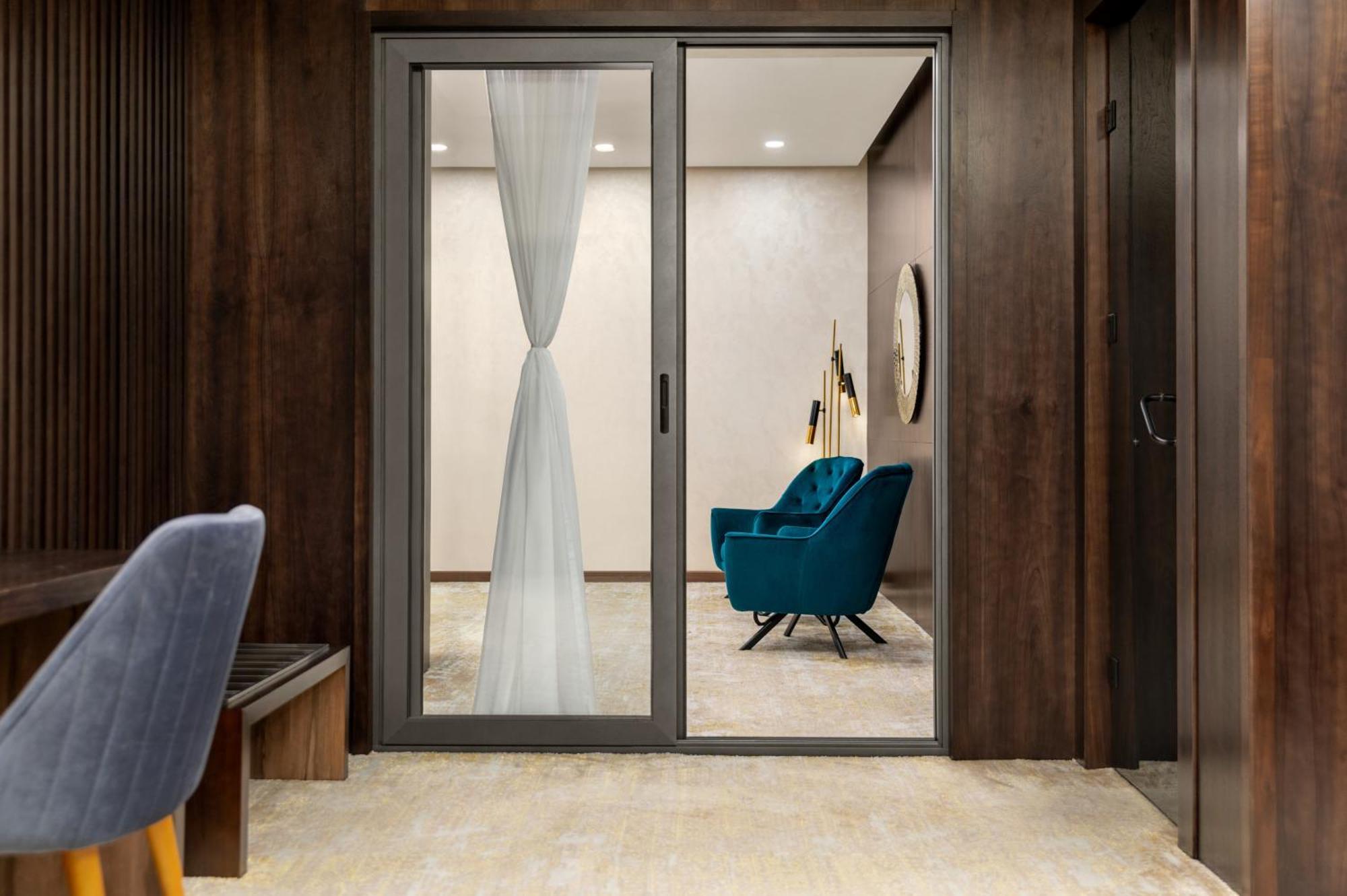 Wyndham Garden Tashkent Ξενοδοχείο Εξωτερικό φωτογραφία