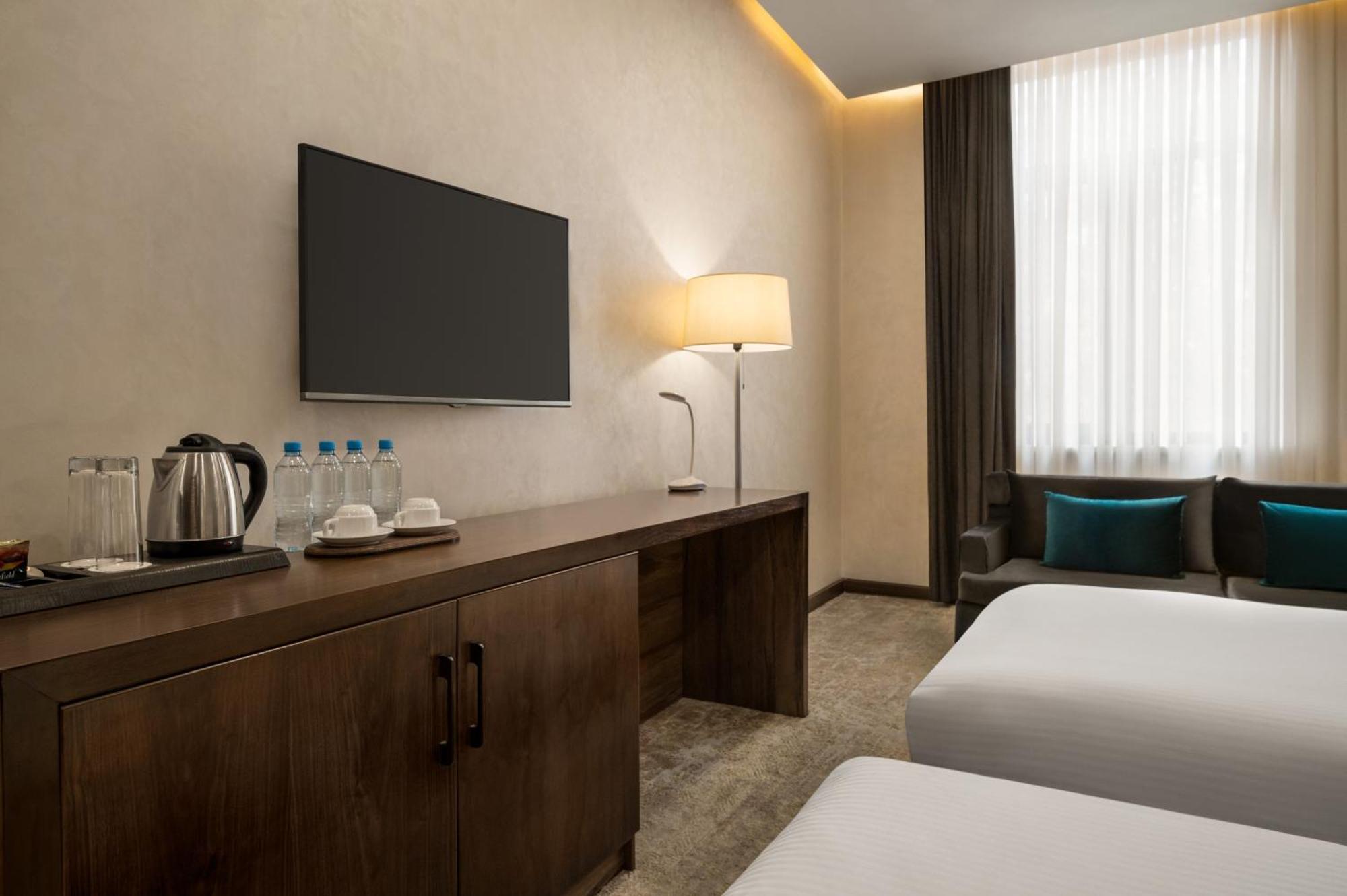 Wyndham Garden Tashkent Ξενοδοχείο Εξωτερικό φωτογραφία