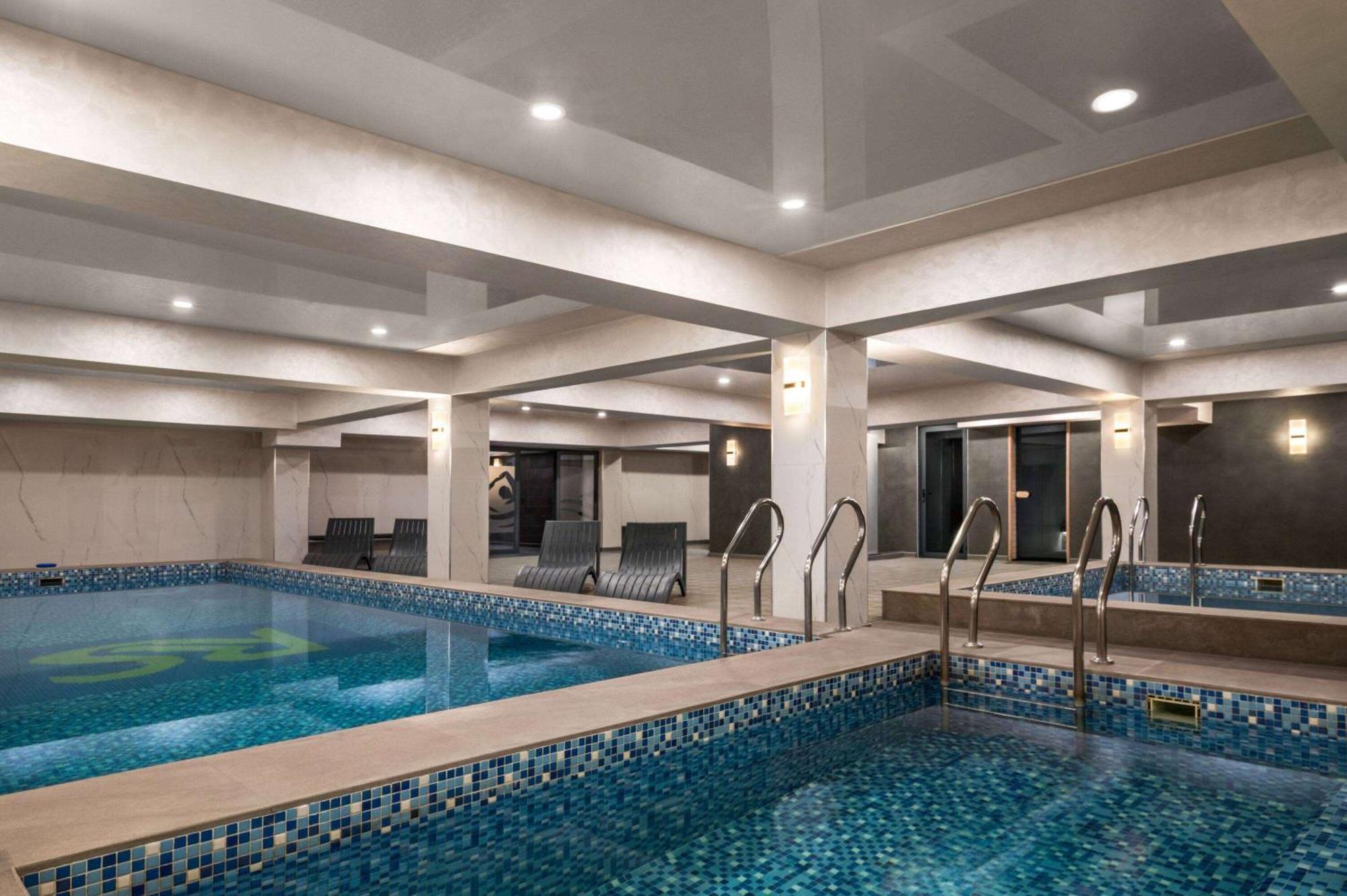 Wyndham Garden Tashkent Ξενοδοχείο Εξωτερικό φωτογραφία
